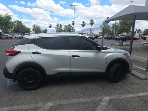 Brilliant Silver 2019 Nissan Kicks S