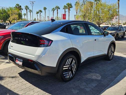 White / Black 2026 Nissan Leaf SV+