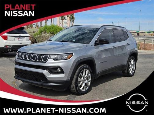 2022 Jeep Compass Latitude Lux
