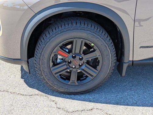 Baja Storm 2026 Nissan Rogue Rock Creek