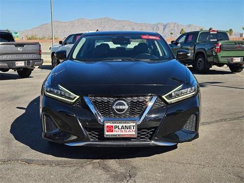 2023 Nissan Maxima SV