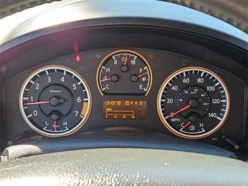 2014 Nissan Titan SV