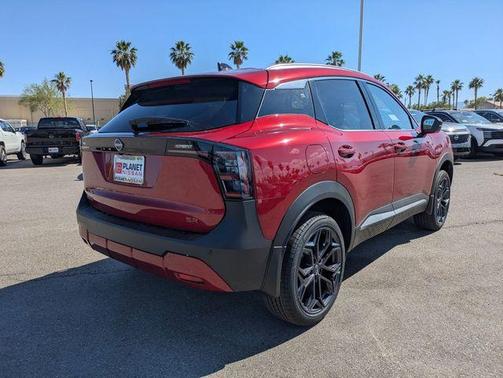 Scarlet Ember T 2026 Nissan Kicks SR