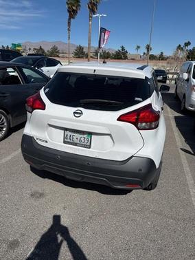 2020 Nissan Kicks S