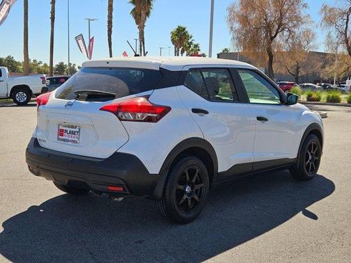 2020 Nissan Kicks S