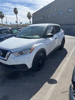 2020 Nissan Kicks S