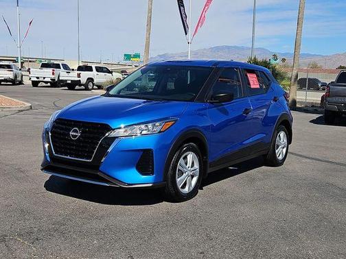 2025 Nissan Kicks Play S