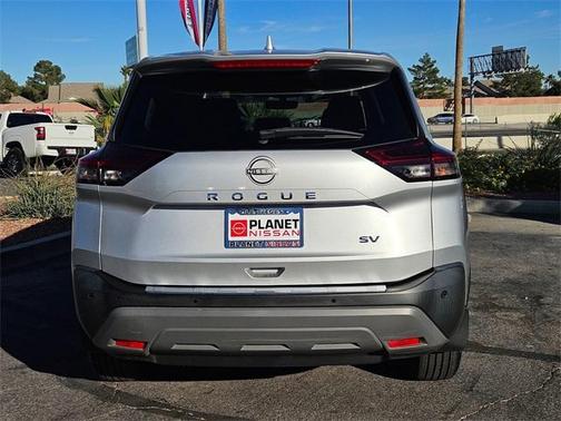 2022 Nissan Rogue SV