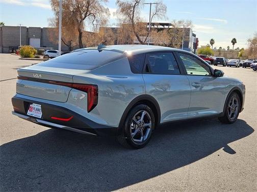 2025 Kia K4 