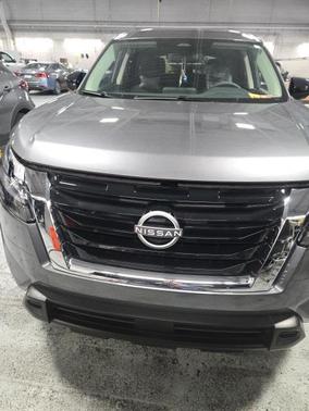 2023 Nissan Pathfinder S