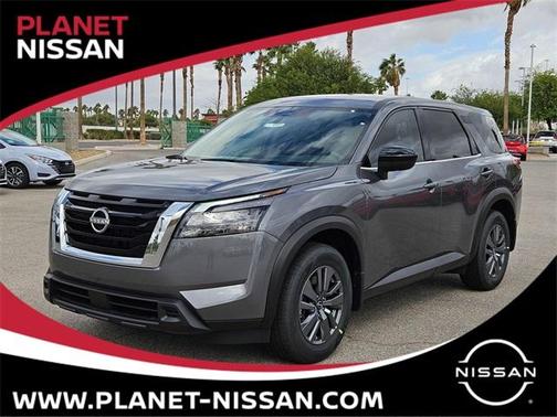 2025 Nissan Pathfinder S