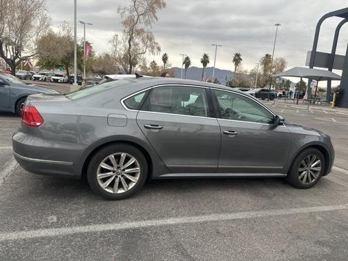 2013 Volkswagen Passat 2.5 SEL