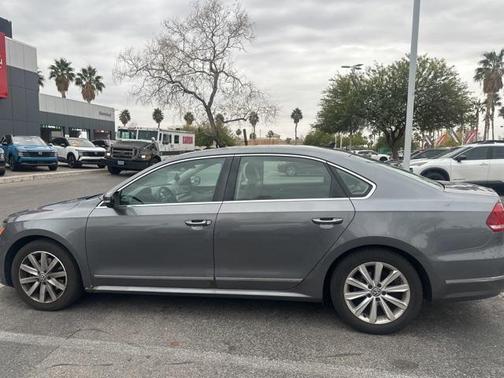 2013 Volkswagen Passat 2.5 SEL