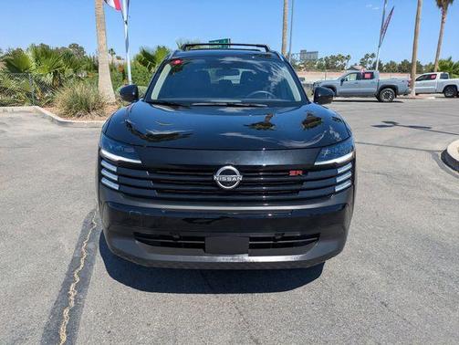 Super Black 2025 Nissan Kicks SR