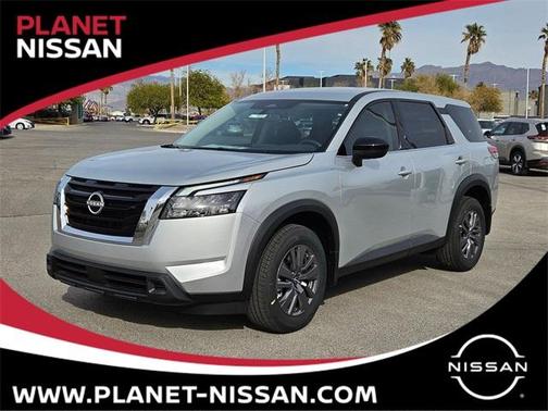 2025 Nissan Pathfinder S