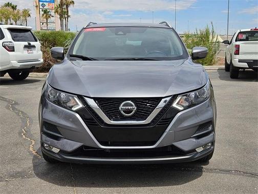 2022 Nissan Rogue Sport SV
