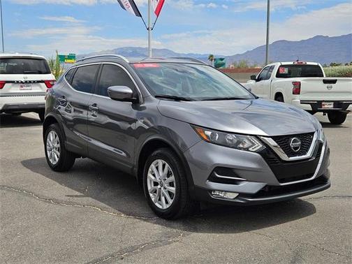 2022 Nissan Rogue Sport SV