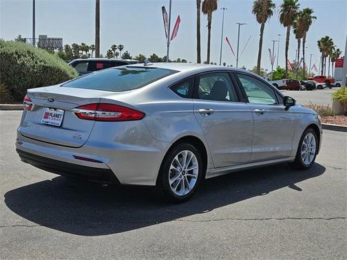 2020 Ford Fusion Hybrid SE