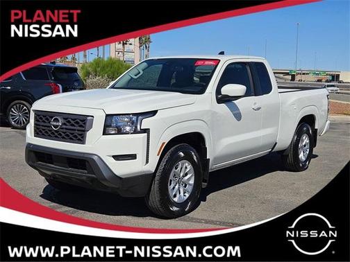 2024 Nissan Frontier SV