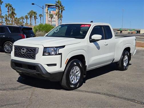 2024 Nissan Frontier SV