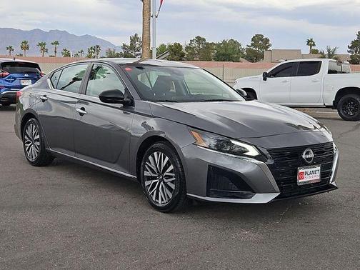 Gun Metallic 2024 Nissan Altima 2.5 SV