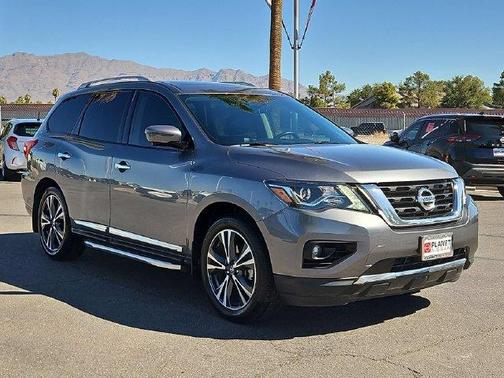Gun Metallic 2020 Nissan Pathfinder Platinum