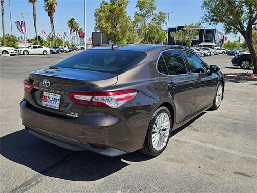 2018 Toyota Camry Hybrid XLE