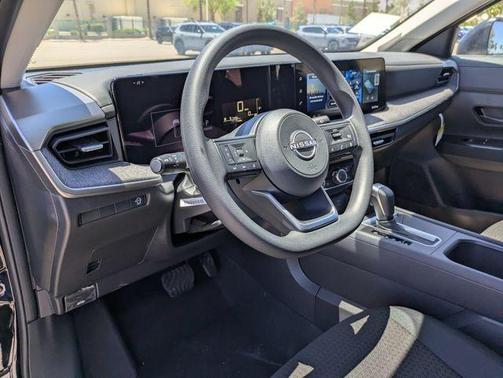 Super Black 2026 Nissan Kicks S