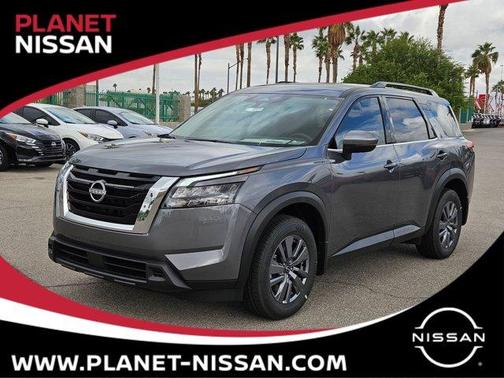 2025 Nissan Pathfinder SV