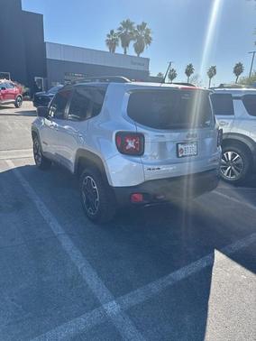 2017 Jeep Renegade Trailhawk