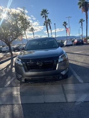 2022 Nissan Pathfinder Platinum