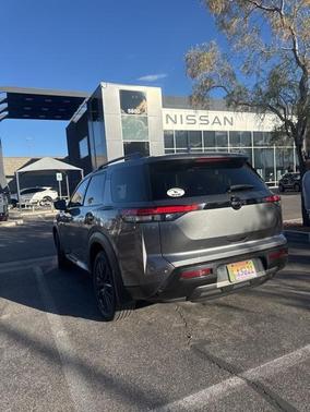 2022 Nissan Pathfinder Platinum