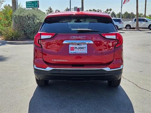 2022 GMC Terrain SLT