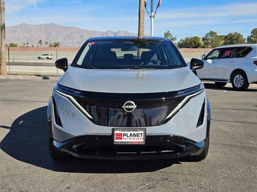 2t Gry Blk Roof 2024 Nissan ARIYA VENTURE+