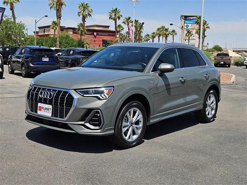 2024 Audi Q3 45 S line Premium