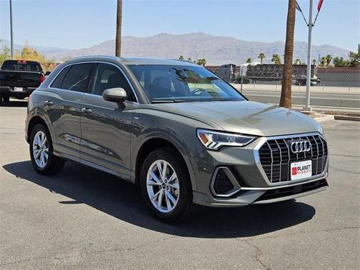 2024 Audi Q3 45 S line Premium