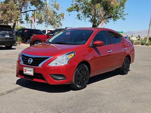 Cayenne Red 2017 Nissan Versa 1.6 SV