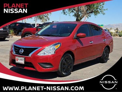 Cayenne Red 2017 Nissan Versa 1.6 SV