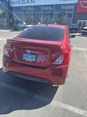 Cayenne Red 2017 Nissan Versa 1.6 SV