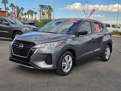 2025 Nissan Kicks Play S