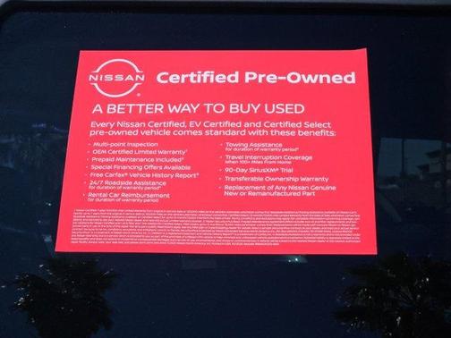 Gun Metallic 2025 Nissan Kicks Play S