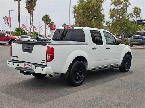 2021 Nissan Frontier SV