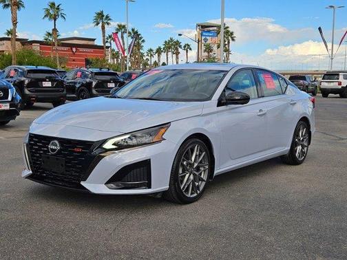 2023 Nissan Altima 2.0 SR