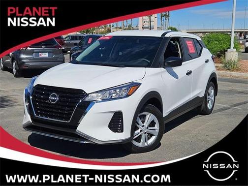 2025 Nissan Kicks Play S