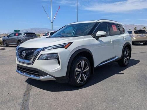 White 2022 Nissan Rogue Platinum