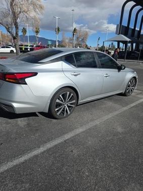 2021 Nissan Altima 2.5 SR