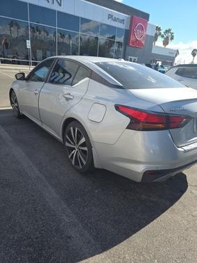 2021 Nissan Altima 2.5 SR