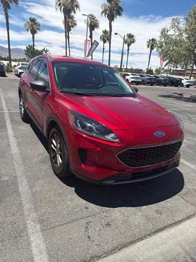 Red Metallic 2022 Ford Escape SE