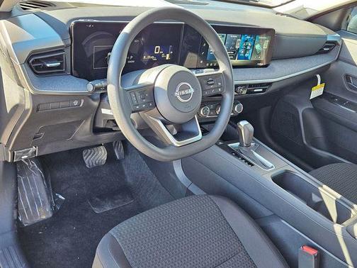 Gun Metallic 2026 Nissan Kicks S