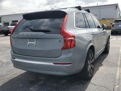 2024 Volvo XC90 B6 Plus Bright Theme 7-Seater
